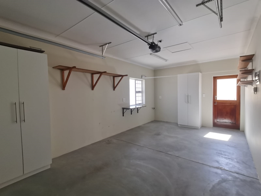 1 Bedroom Property for Sale in Heiderand Western Cape